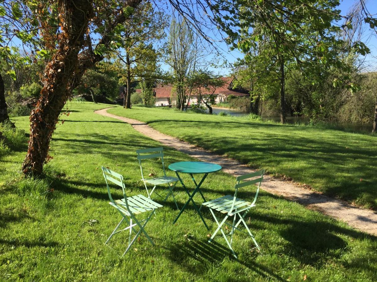 Bed and Breakfast Ancien Moulin Creancey Экстерьер фото